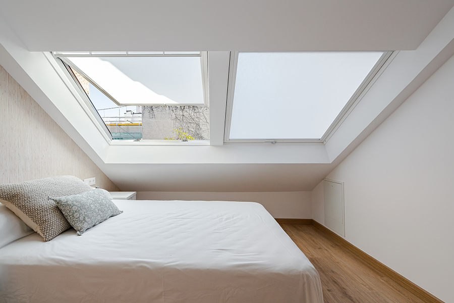 Suite 2 on the 4-bedroom floor of the Lérida 8 Building.